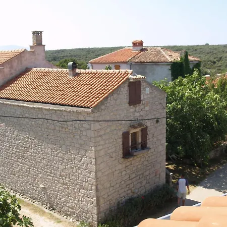 Cres